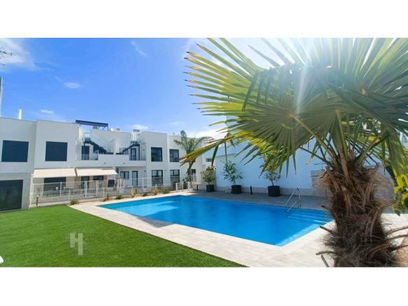 Apartment with 3 bedrooms and 2 bathrooms in Santiago De La Ribera | Ref: HS_45
