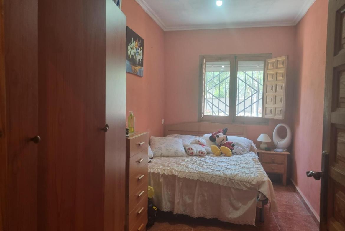 Country house with 6 bedrooms and 2 bathrooms in HONDON DE LAS NIEVES | Ref: SCH-4756