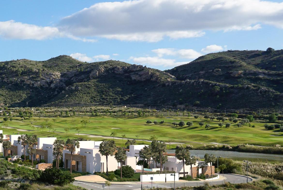 Villa with 3 bedrooms and 3 bathrooms in MONFORTE DEL CID | Ref: SCH-4436