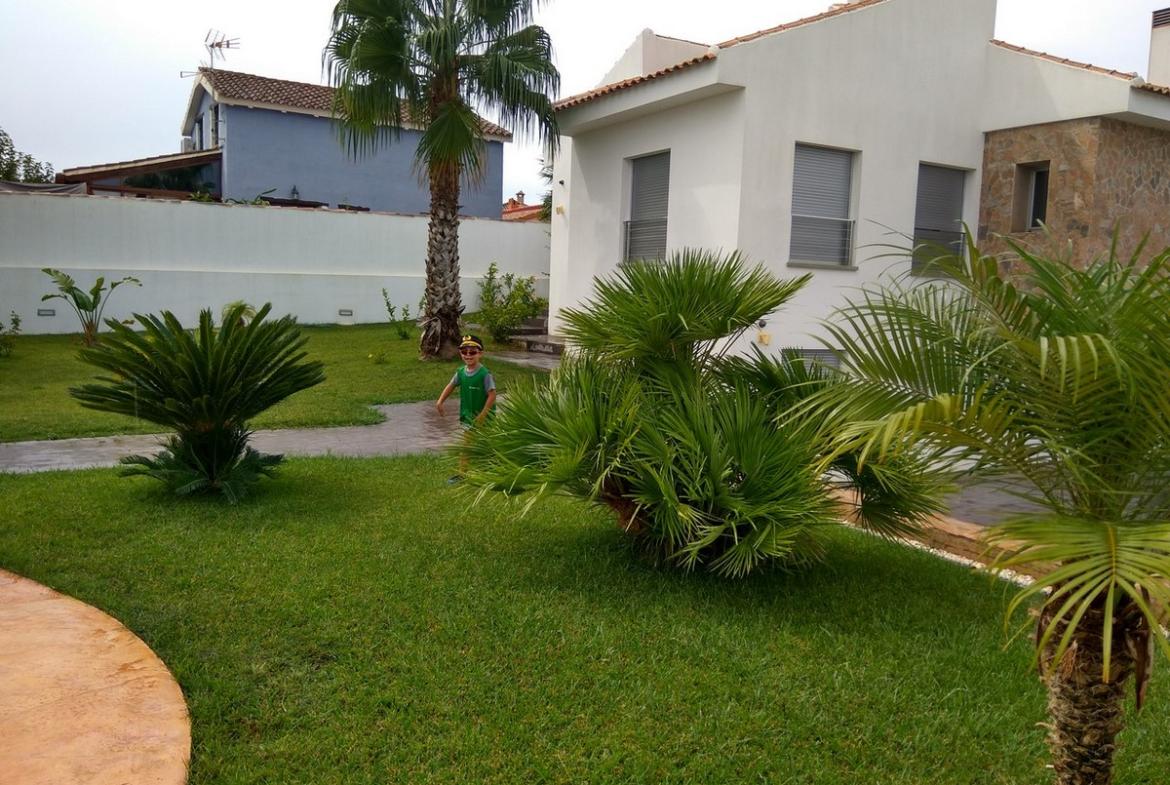 Country house with 5 bedrooms and 4 bathrooms in FORTUNA | Ref: SCH-4154