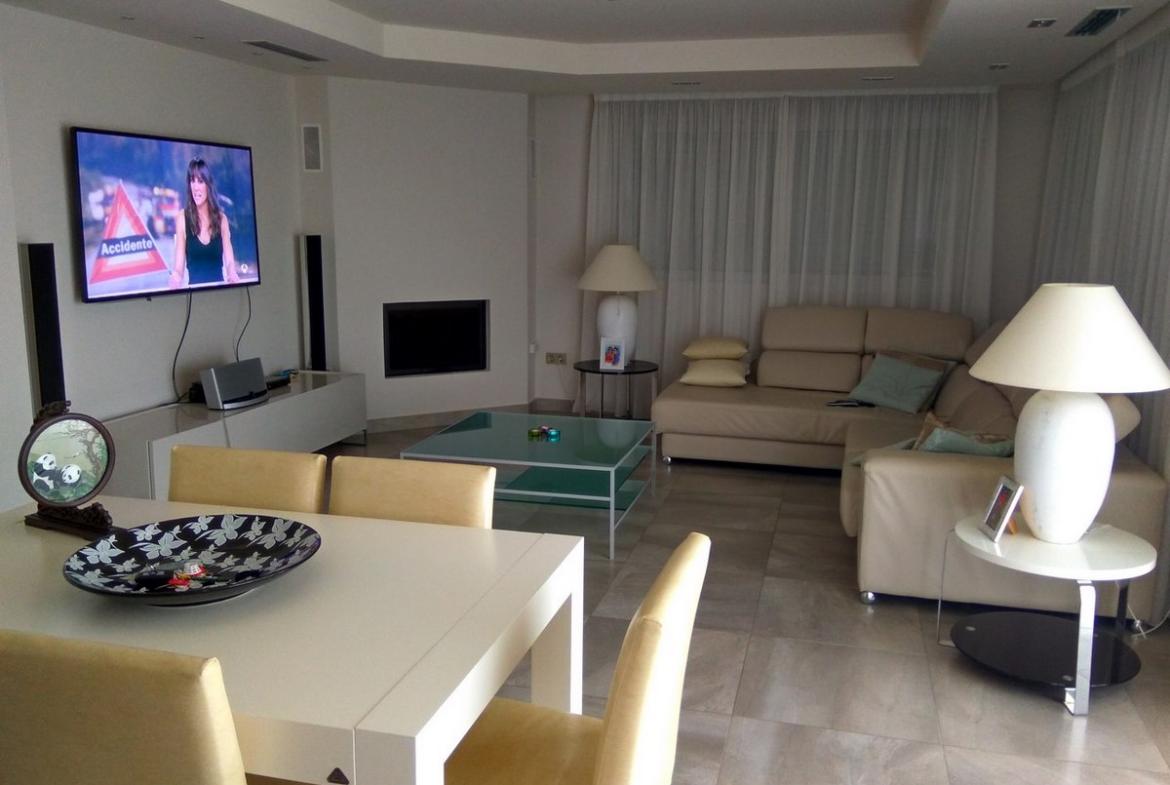 Country house with 5 bedrooms and 4 bathrooms in FORTUNA | Ref: SCH-4154