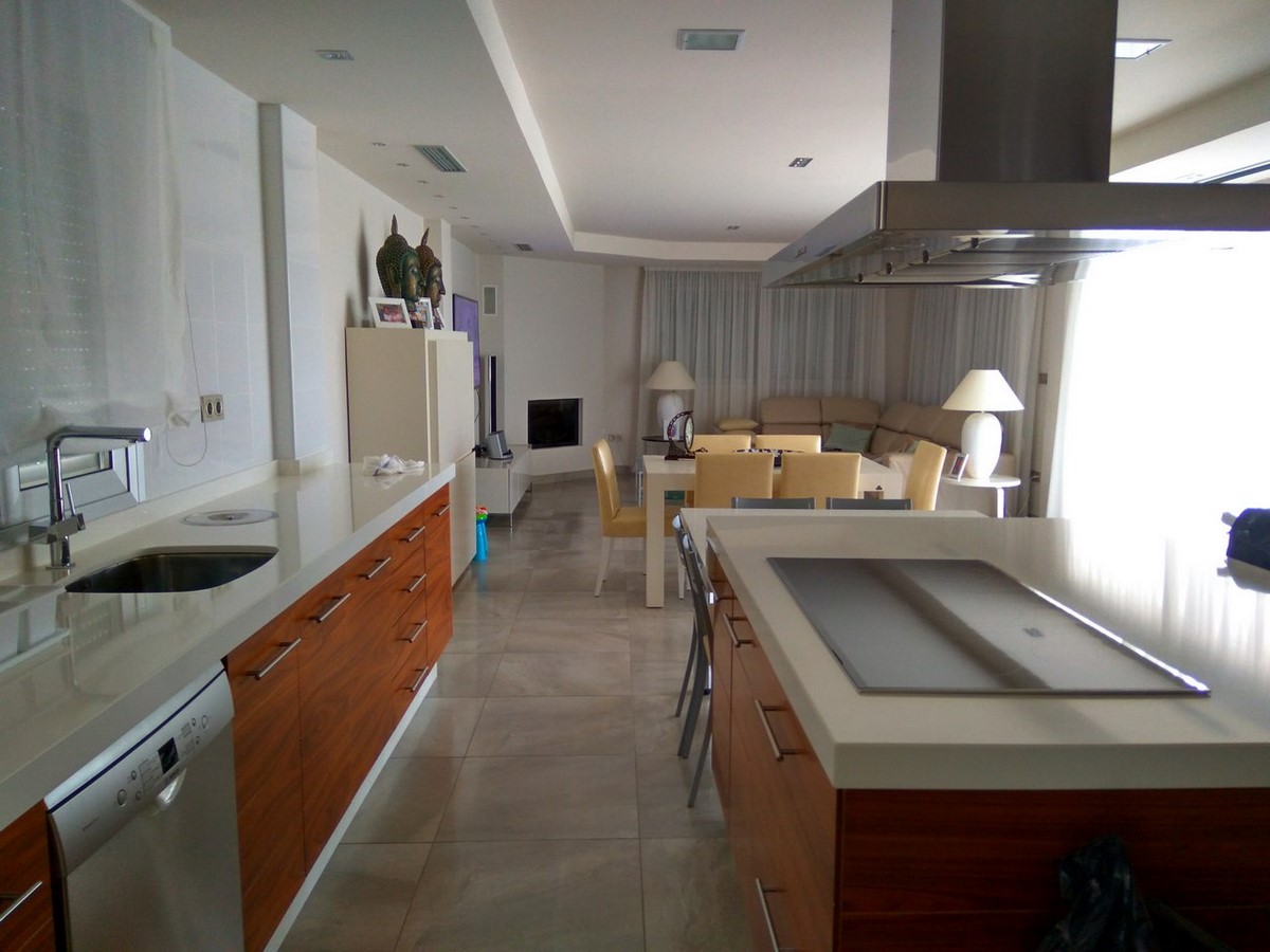 17249197889-11.jpg Country house with 5 bedrooms and 4 bathrooms in FORTUNA | Ref: SCH-4154