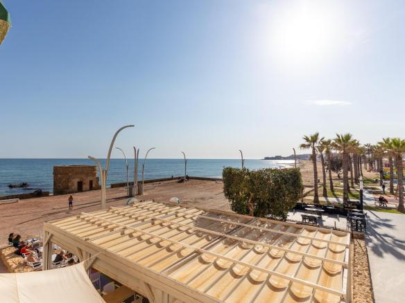 Apartment with 3 bedrooms and 2 bathrooms in LA MATA | Ref: SCH-5130