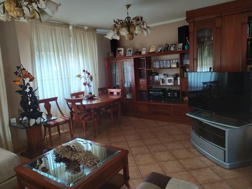 Villa with 3 bedrooms and 2 bathrooms in PETRER | Ref: SCH-4788