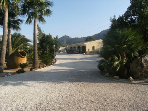 Country house with 4 bedrooms and 2 bathrooms in MURO DE ALCOY | Ref: SCH-3346