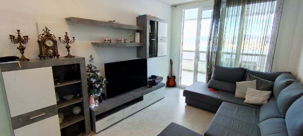 Apartment with 2 bedrooms and 1 bathroom in BENIDORM | Ref: SCH-4729