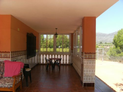 Country house with 4 bedrooms and 2 bathrooms in ALICANTE | Ref: SCH-3329