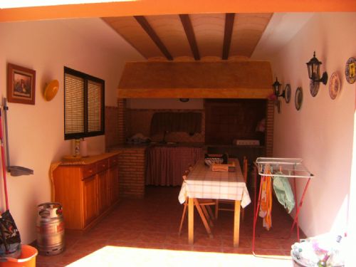 Country house with 4 bedrooms and 2 bathrooms in ALICANTE | Ref: SCH-3329