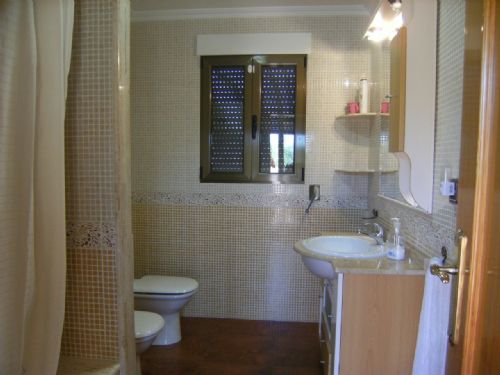 Country house with 4 bedrooms and 2 bathrooms in ALICANTE | Ref: SCH-3329