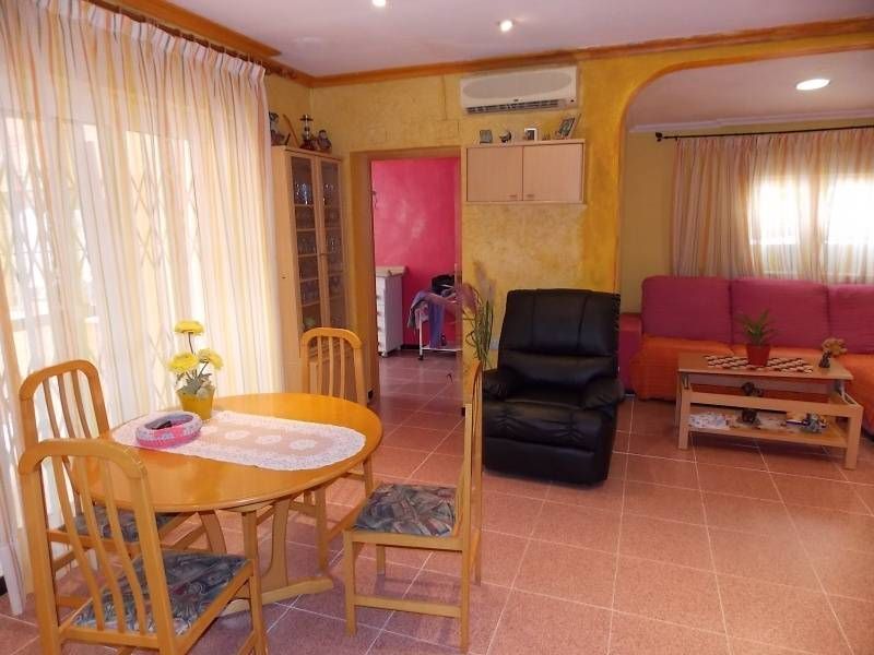 Villa with 5 bedrooms and 5 bathrooms in PETRER | Ref: SCH-4793