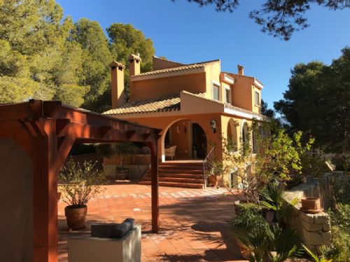 Country house with 3 bedrooms and 2 bathrooms in MONOVAR | Ref: SCH-3507