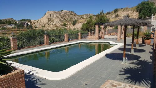Country house with 5 bedrooms and 5 bathrooms in CREVILLENTE | Ref: SCH-2866