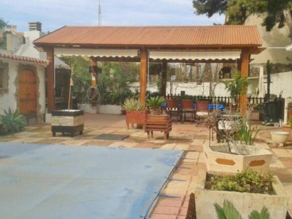 Country house with 4 bedrooms and 2 bathrooms in EL CAMPELLO | Ref: SCH-4798