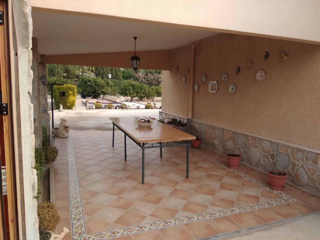 Country house with 4 bedrooms and 2 bathrooms in ELCHE | Ref: SCH-4490