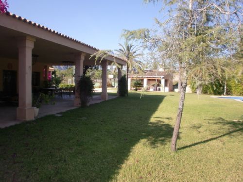 Country house with 10 bedrooms and 6 bathrooms in ALICANTE | Ref: SCH-2910