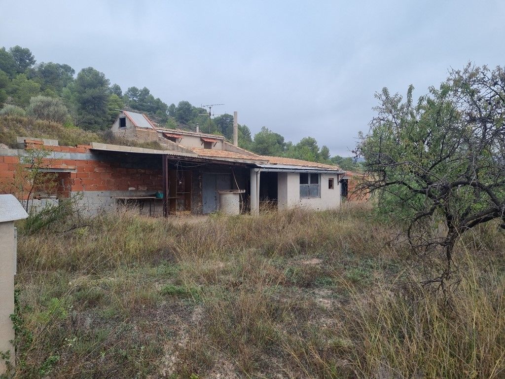 Country house with 3 bedrooms and 2 bathrooms in LA ROMANA | Ref: SCH-4841
