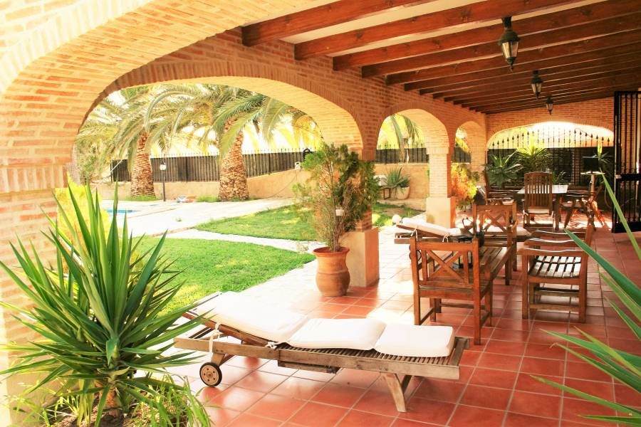 Villa with 7 bedrooms and 4 bathrooms in ALICANTE | Ref: SCH-2484