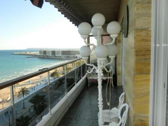 Apartment with 4 bedrooms and 3 bathrooms in ALICANTE | Ref: SCH-2606