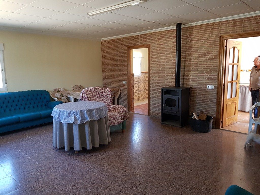 Country house with 3 bedrooms and 1 bathroom in CASTALLA | Ref: SCH-3986