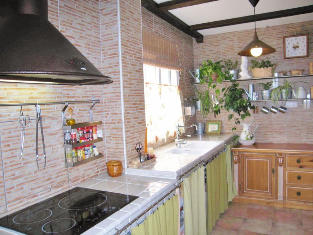 Country house with 5 bedrooms and 3 bathrooms in MUTXAMIEL | Ref: SCH-3917