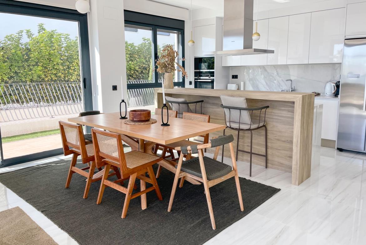 Apartment with 3 bedrooms and 3 bathrooms in Villajoyosa | Ref: A-003340