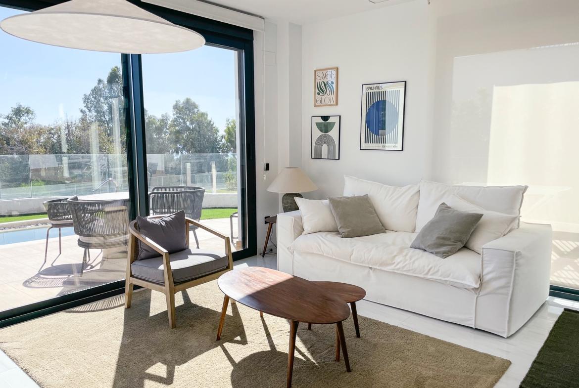 Apartment with 3 bedrooms and 3 bathrooms in Villajoyosa | Ref: A-003340