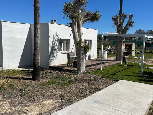 Country house with 1 bedroom and 1 bathroom in formentera del segura  | Ref: SCH-5156