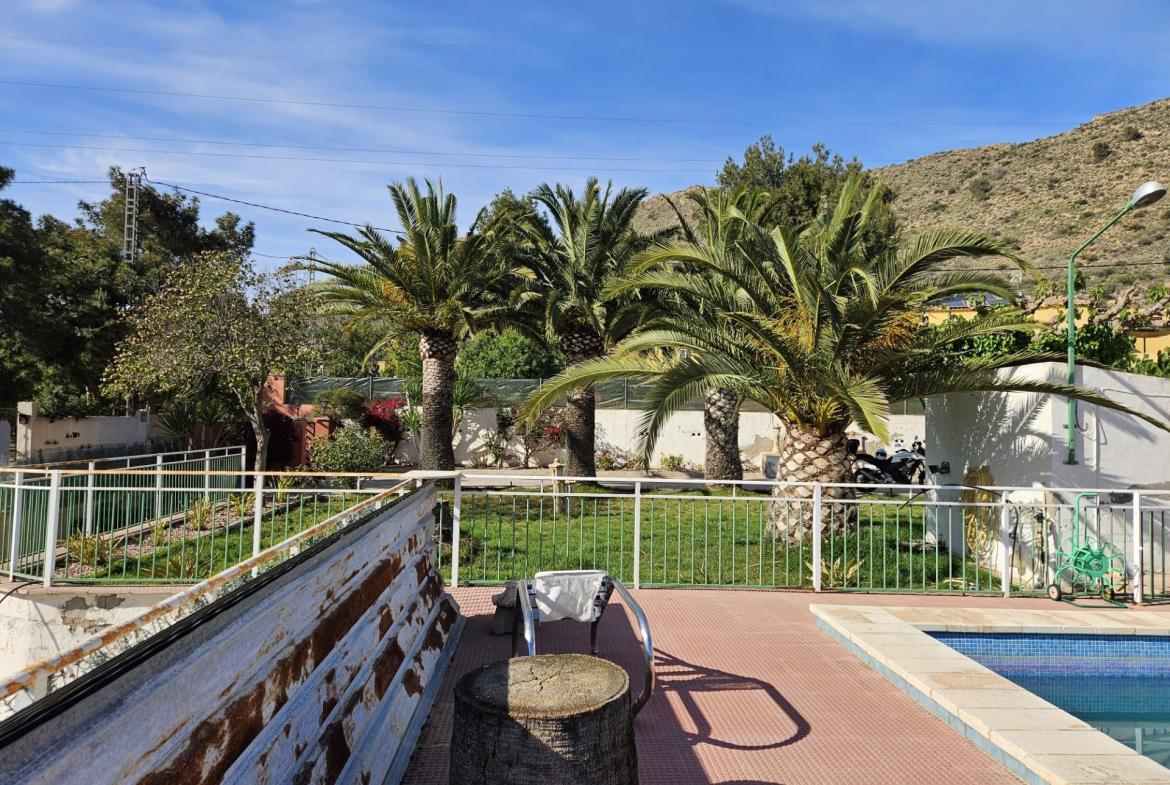 Country house with 7 bedrooms and 3 bathrooms in NOVELDA | Ref: SCH-5161