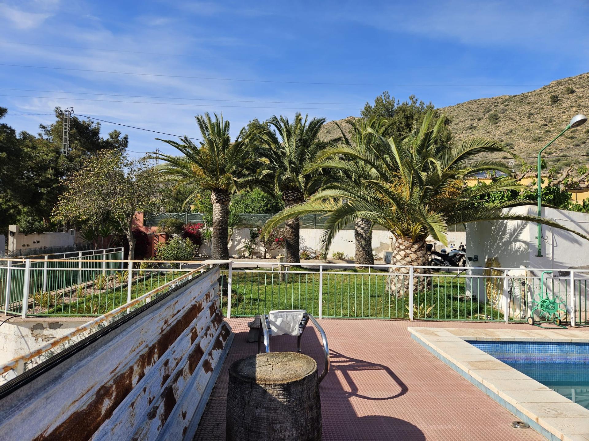 Country house with 7 bedrooms and 3 bathrooms in NOVELDA | Ref: SCH-5161