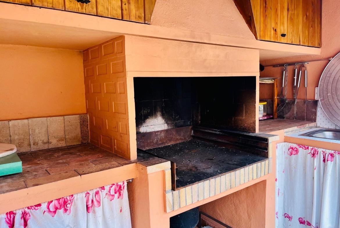 Country house with 4 bedrooms and 3 bathrooms in ELCHE | Ref: SCH-5165