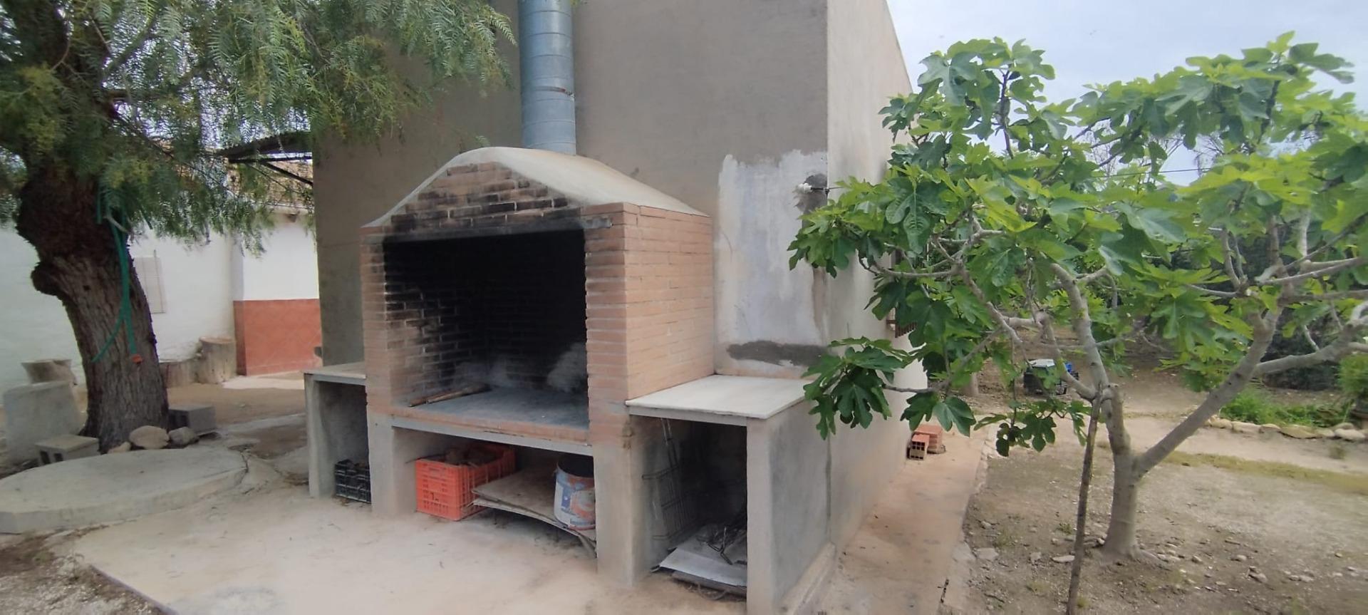 Country house with 4 bedrooms and 2 bathrooms in ELCHE | Ref: SCH-5167