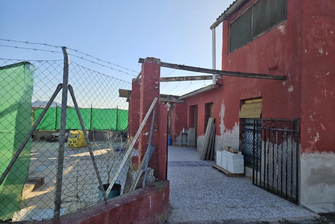 Country house with 2 bedrooms and 1 bathroom in ASPE | Ref: SCH-5180