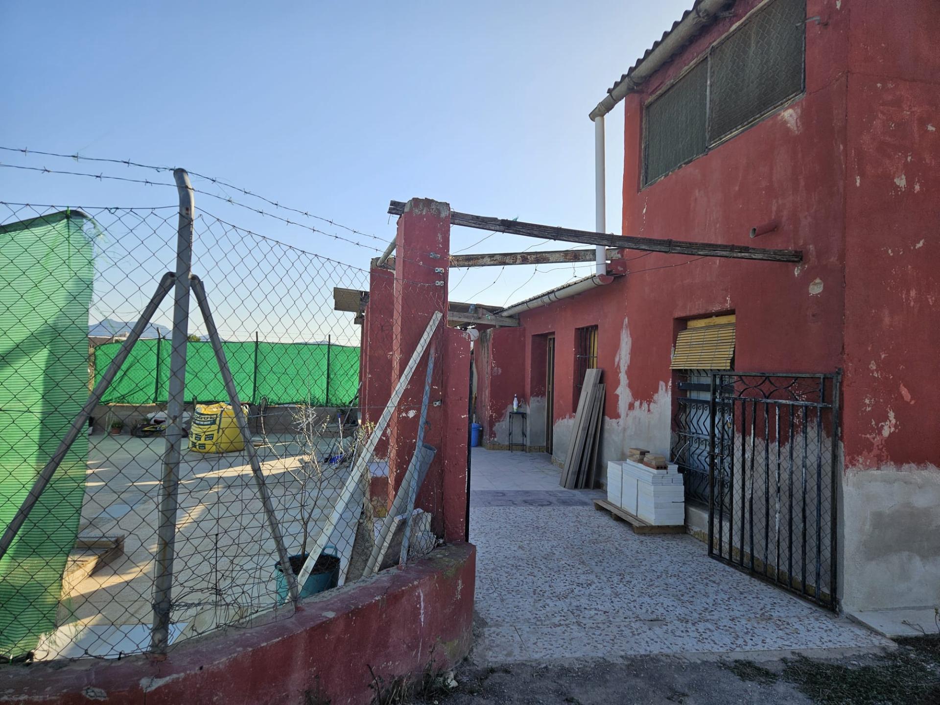 Country house with 2 bedrooms and 1 bathroom in ASPE | Ref: SCH-5180