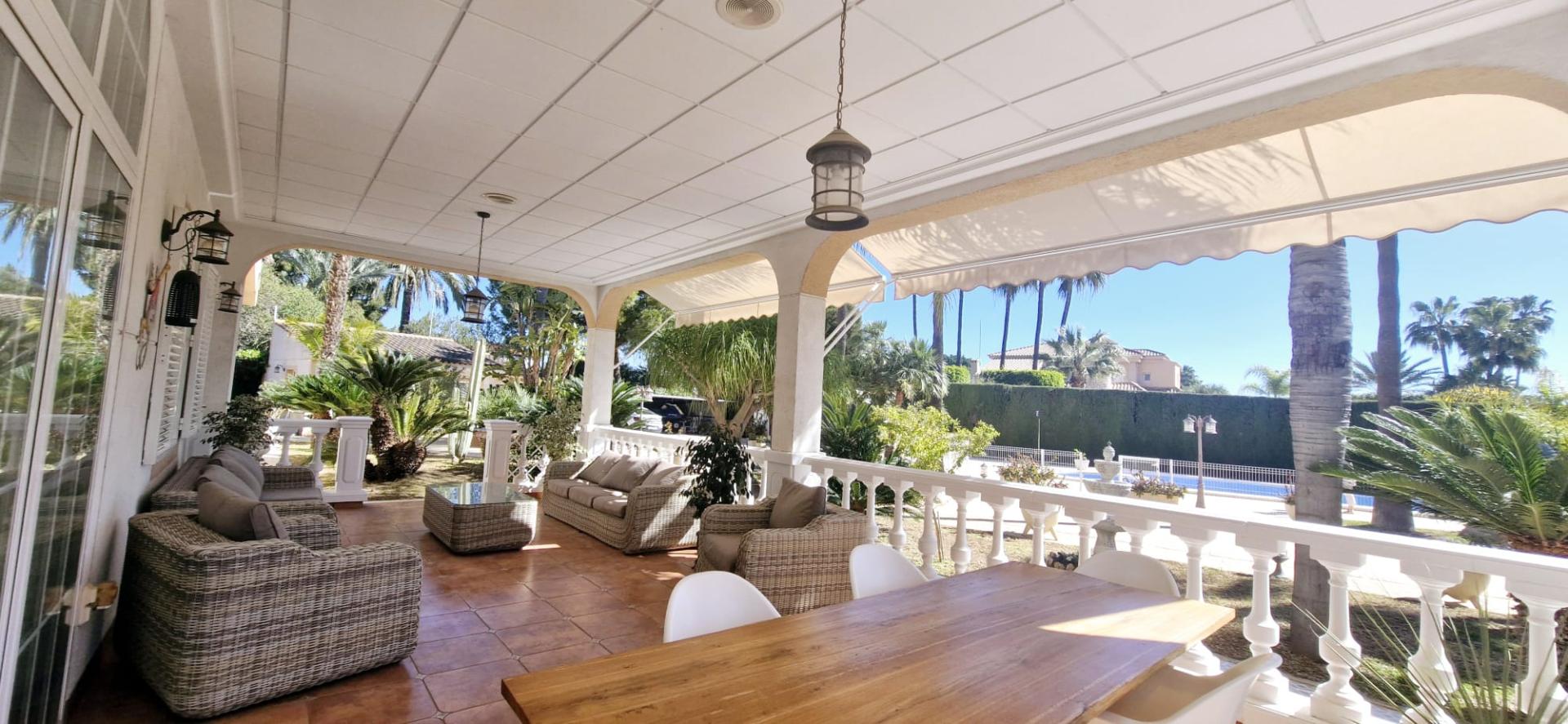 17491385439-10.jpg Country house with 6 bedrooms and 4 bathrooms in ELCHE | Ref: SCH-5193