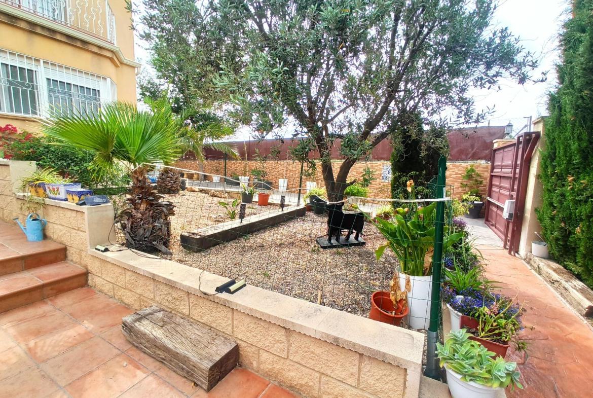 Country house with 6 bedrooms and 3 bathrooms in SAN VICENTE DEL RASPEIG | Ref: SCH-5196