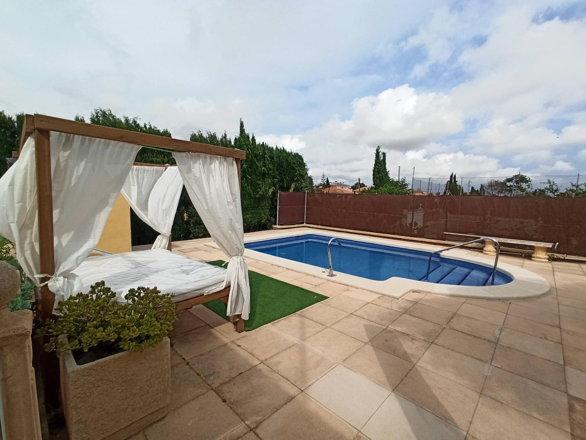 Country house with 6 bedrooms and 3 bathrooms in SAN VICENTE DEL RASPEIG | Ref: SCH-5196