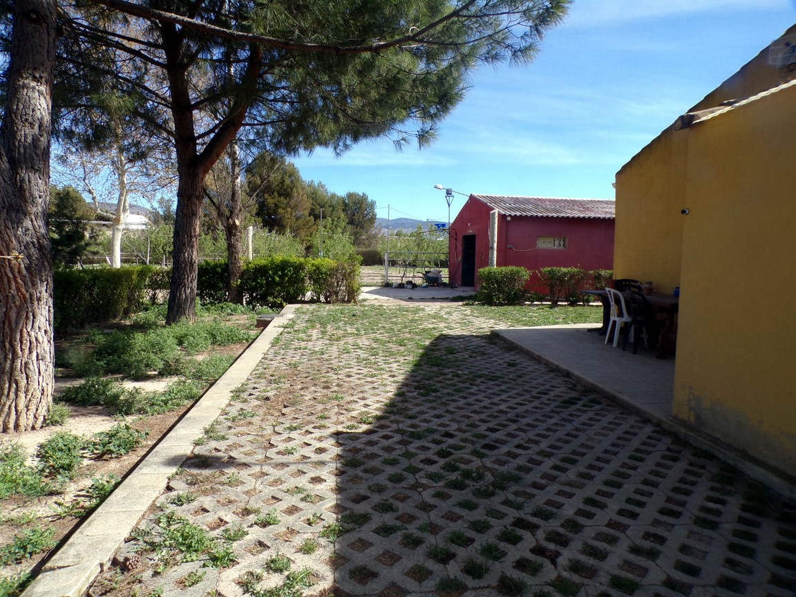 17501810631-2.jpg Country house with 4 bedrooms and 2 bathrooms in CASTALLA | Ref: SCH-5203