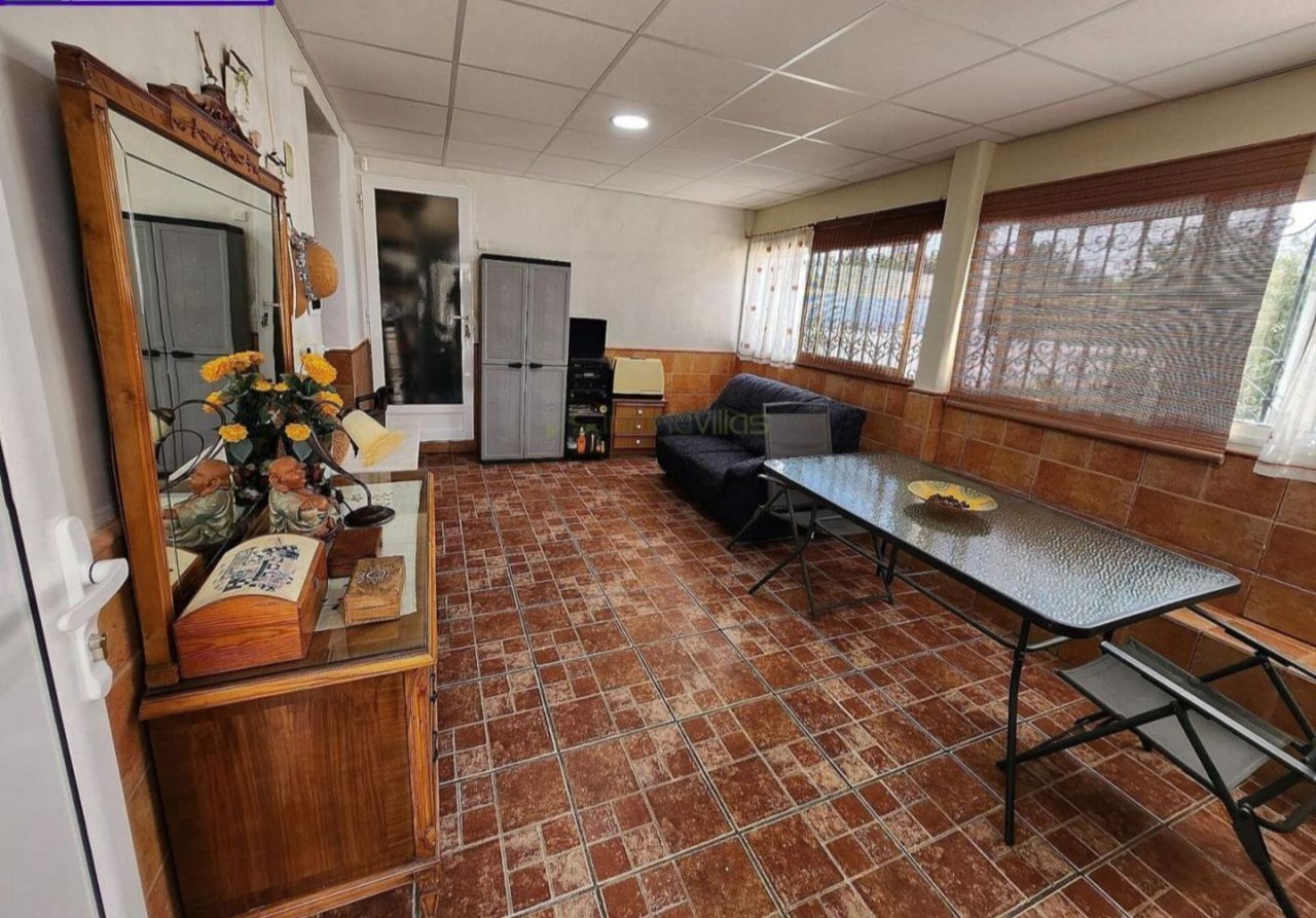 17519024264-5.jpg Country house with 4 bedrooms and 1 bathroom in SAX | Ref: SCH-5224
