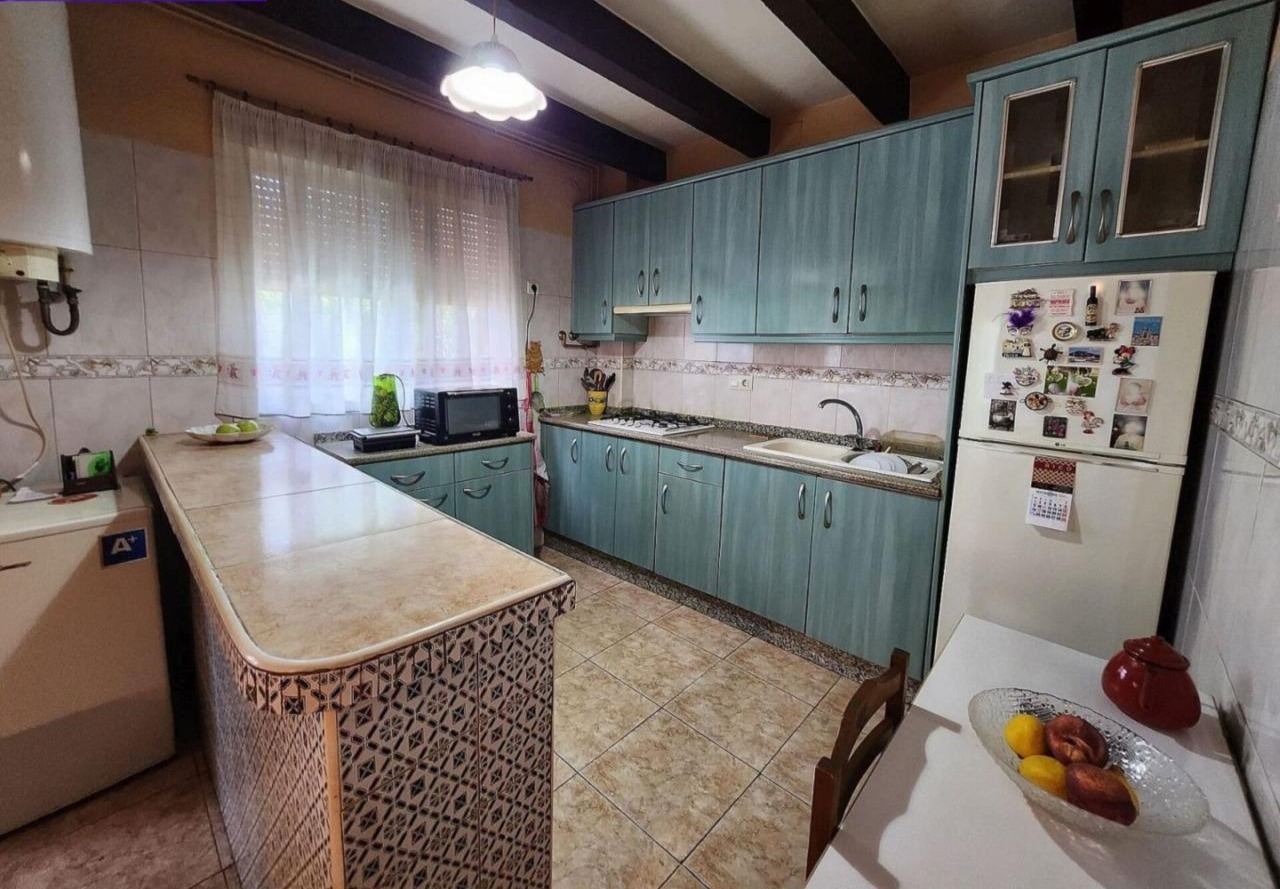 17519024265-6.jpg Country house with 4 bedrooms and 1 bathroom in SAX | Ref: SCH-5224