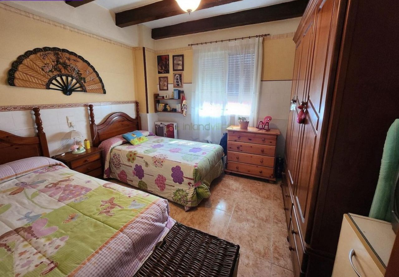 17519024266-7.jpg Country house with 4 bedrooms and 1 bathroom in SAX | Ref: SCH-5224