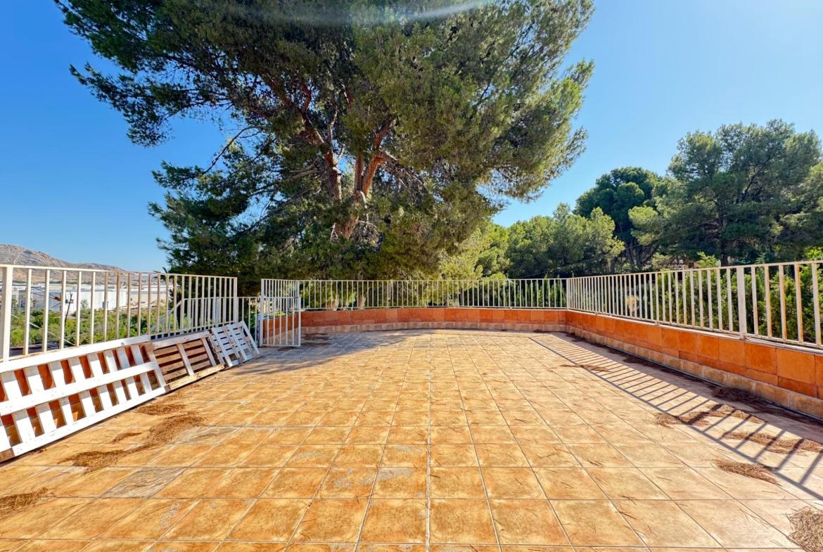 Country house with 3 bedrooms and 1 bathroom in ELDA | Ref: SCH-5228