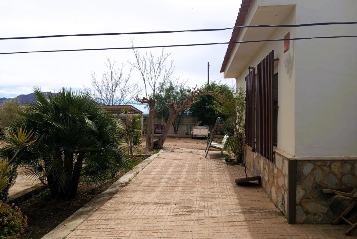 Country house with 3 bedrooms and 1 bathroom in LA MURADA | Ref: SCH-5244