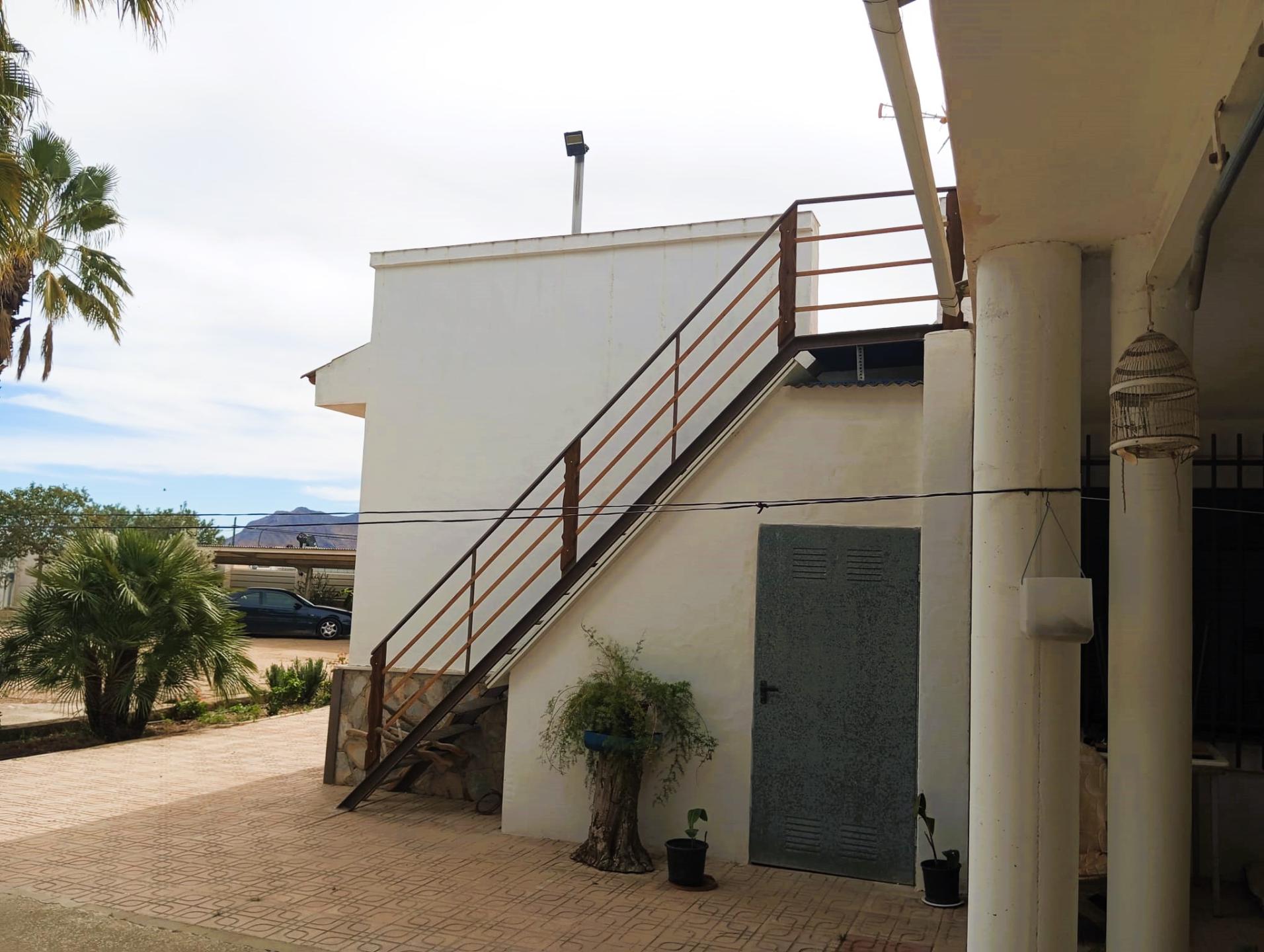Country house with 3 bedrooms and 1 bathroom in LA MURADA | Ref: SCH-5244