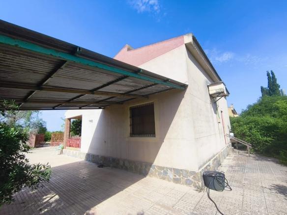 Country house with 3 bedrooms and 1 bathroom in ELCHE | Ref: SCH-5248