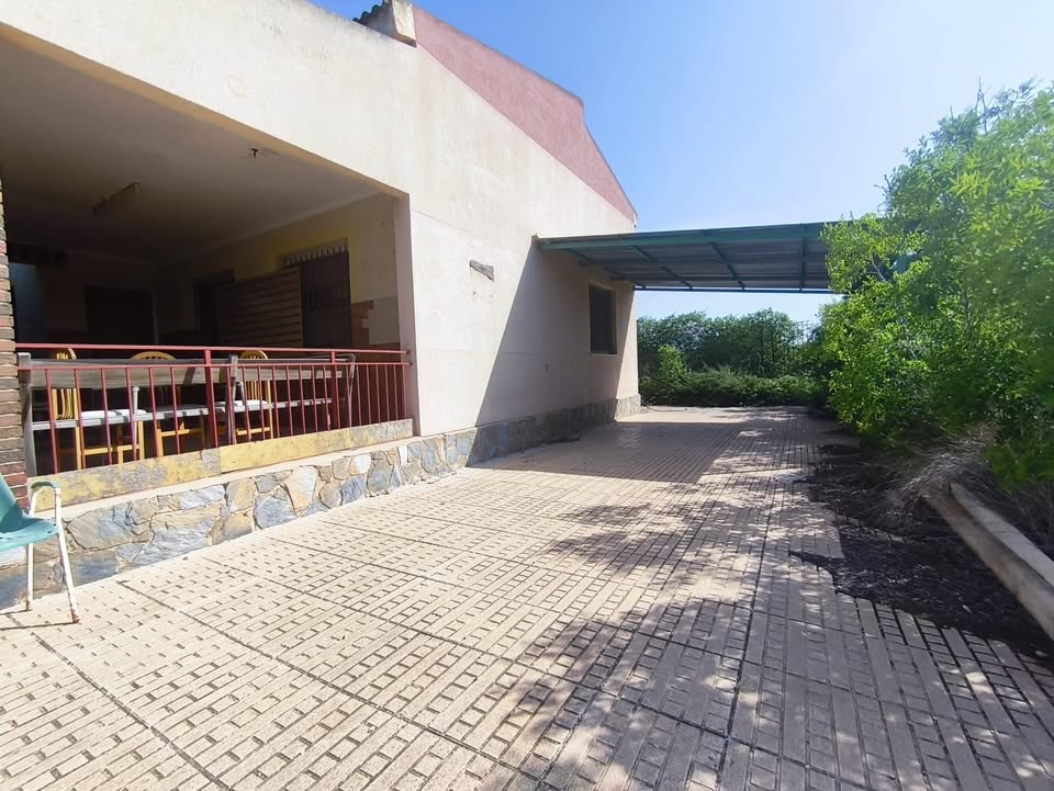 Country house with 3 bedrooms and 1 bathroom in ELCHE | Ref: SCH-5248
