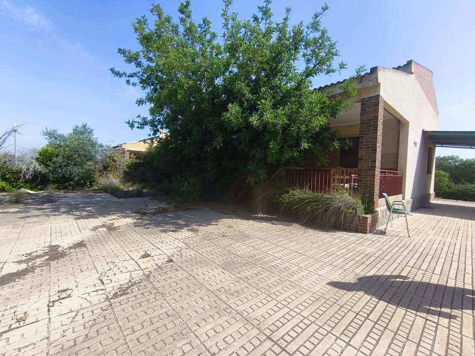 Country house with 3 bedrooms and 1 bathroom in ELCHE | Ref: SCH-5248