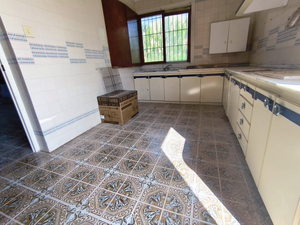 Country house with 3 bedrooms and 1 bathroom in ELCHE | Ref: SCH-5248