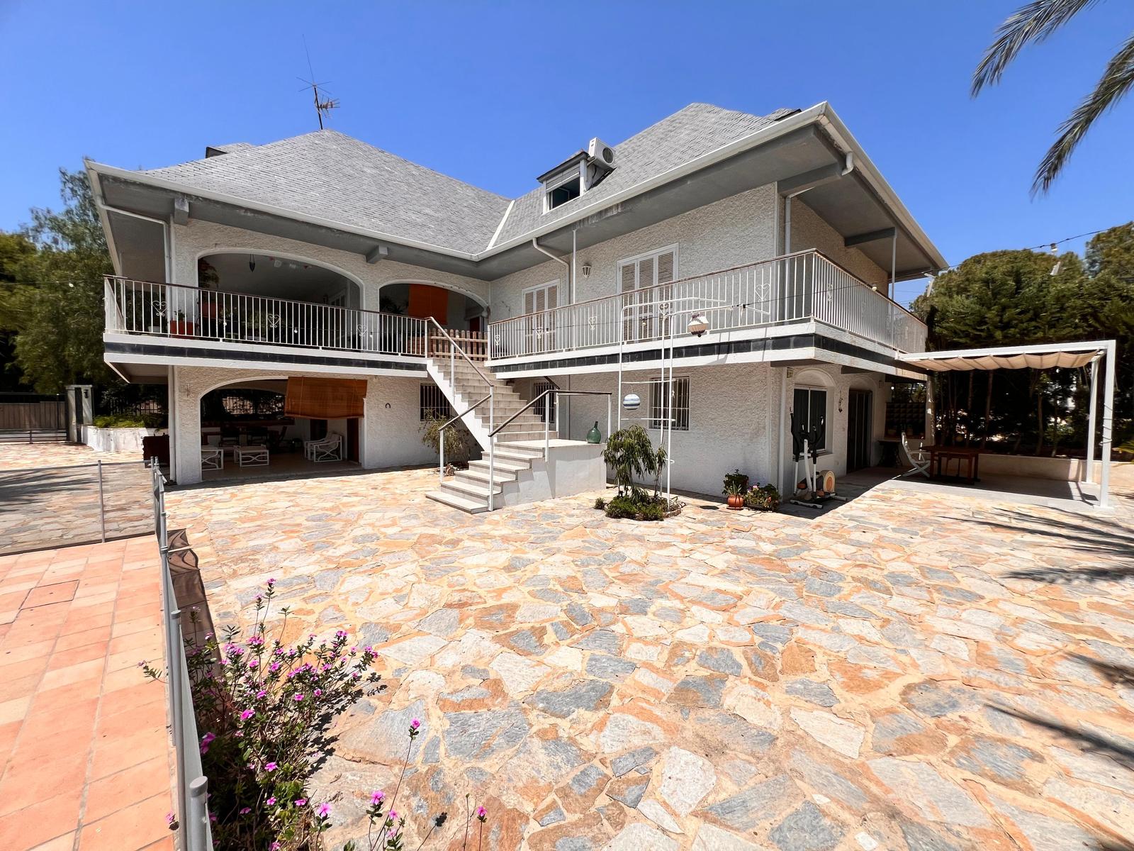 17540391414-5.jpg Country house with 8 bedrooms and 4 bathrooms in ELCHE | Ref: SCH-5250