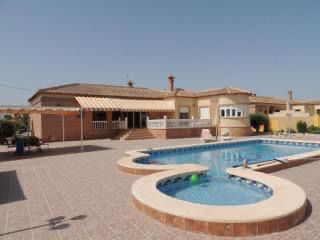Country house with 2 bedrooms and 2 bathrooms in CATRAL | Ref: SCH-5255