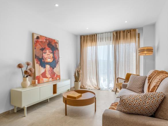 Apartment with 3 bedrooms and 2 bathrooms in Jacarilla | Ref: EA-0212